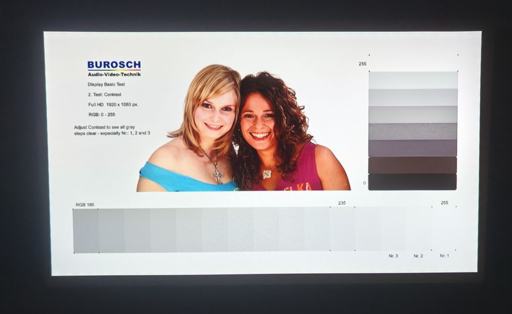 Проектор LG РН550G led портативний (з вбудованиим акумулятором)
Техно
