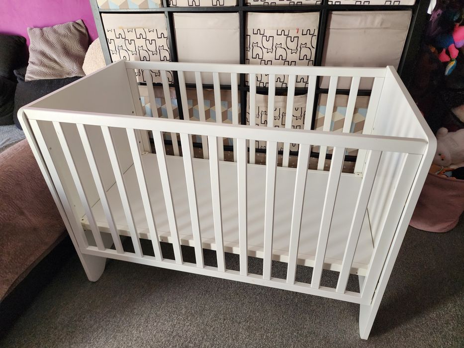Berço ZIPPY Zy Baby 5 em 1 (120x60 cm)
Cama utilizada por um período l