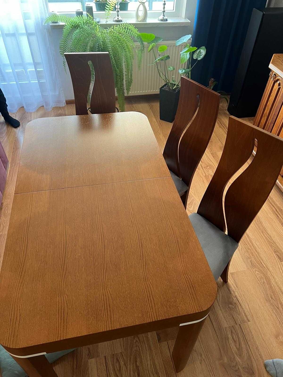Stół + 4 krzesła