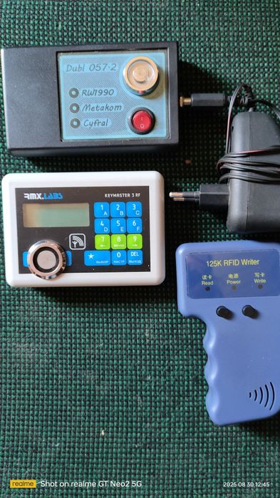 Дубликатов, ключей, программатор.