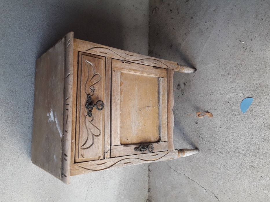 Móveis para restauro