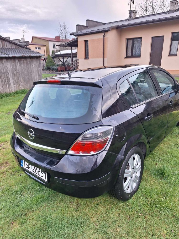 Opel Astra 1.8 Benzyna Prywatny