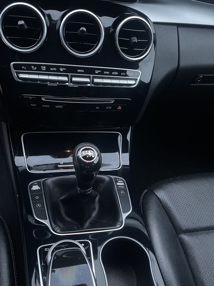 Mercedes Benz C200d
