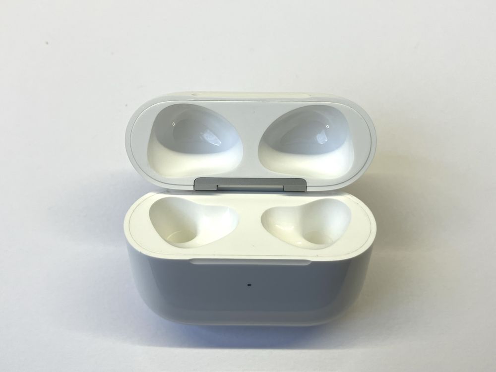 Оригинальный кейс Airpods 3, A2566