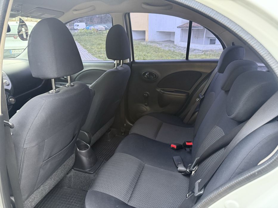 Продам Nissan Micra в хорошем состоянии.