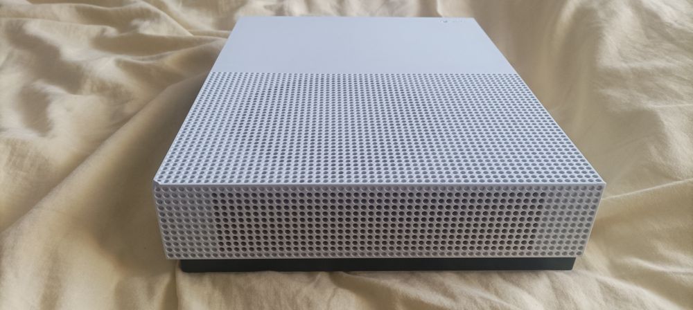 Xbox One Digital Edition (Somente Console)