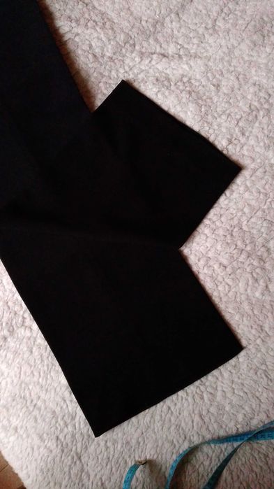 Czarne spodnie materiałowe szerokie eleganckie klasyczne r.38
