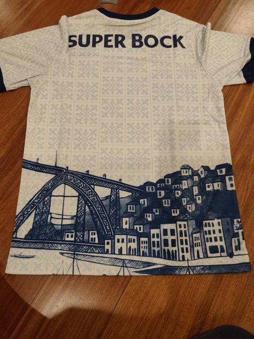 Camisola FC Porto inspiração na Ribeira