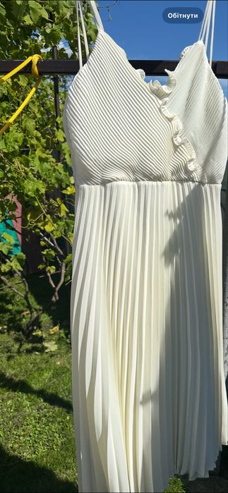 Святкова сукня Mohito