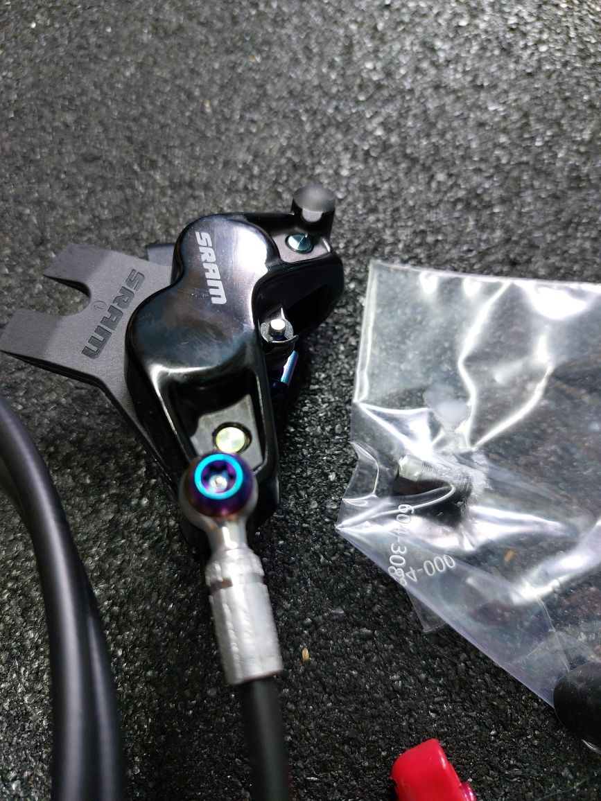 Nowy Sram G2 Ultimate Rainbow hamulec tylny prawy