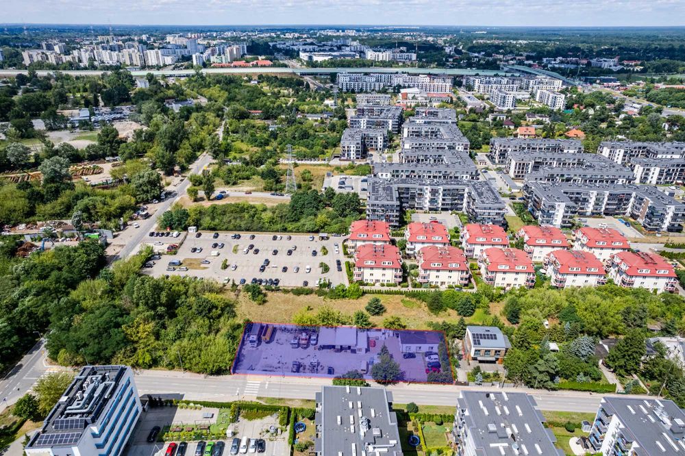 Wynajmę działkę inwestycyjna 1700 m2 z budynkiem i garażem