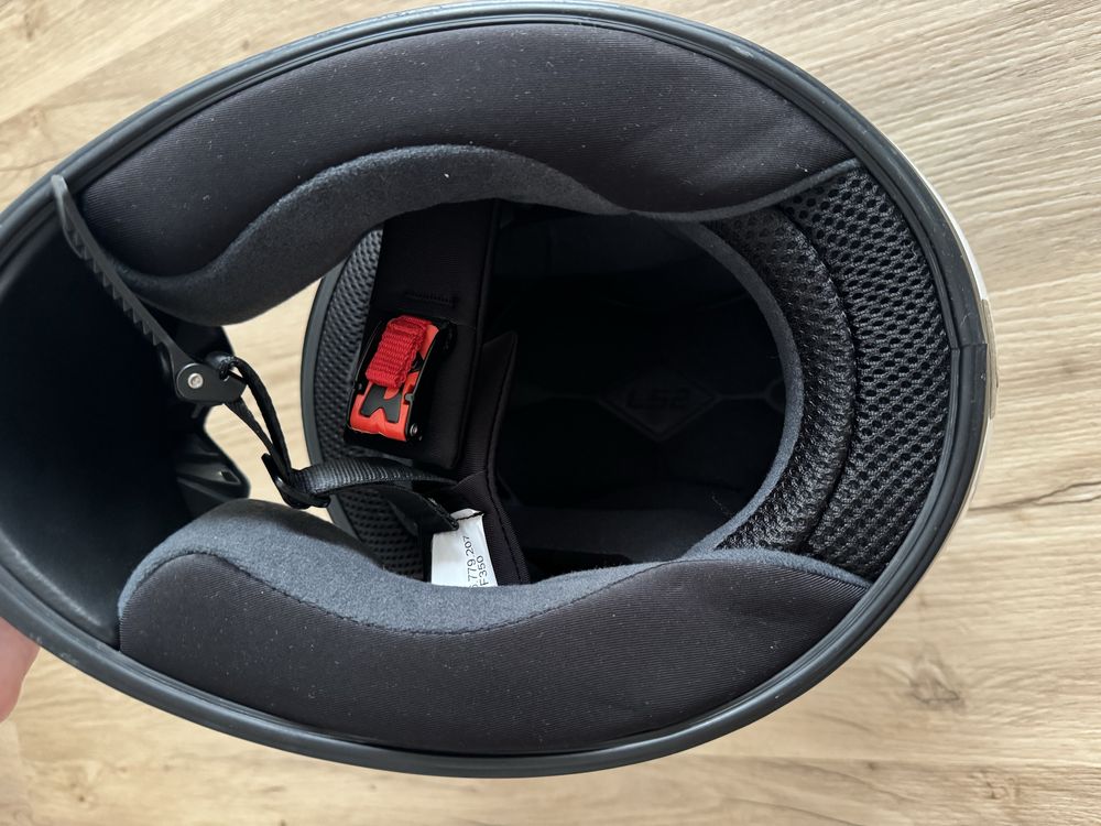 Capacete LS2 tipo jet