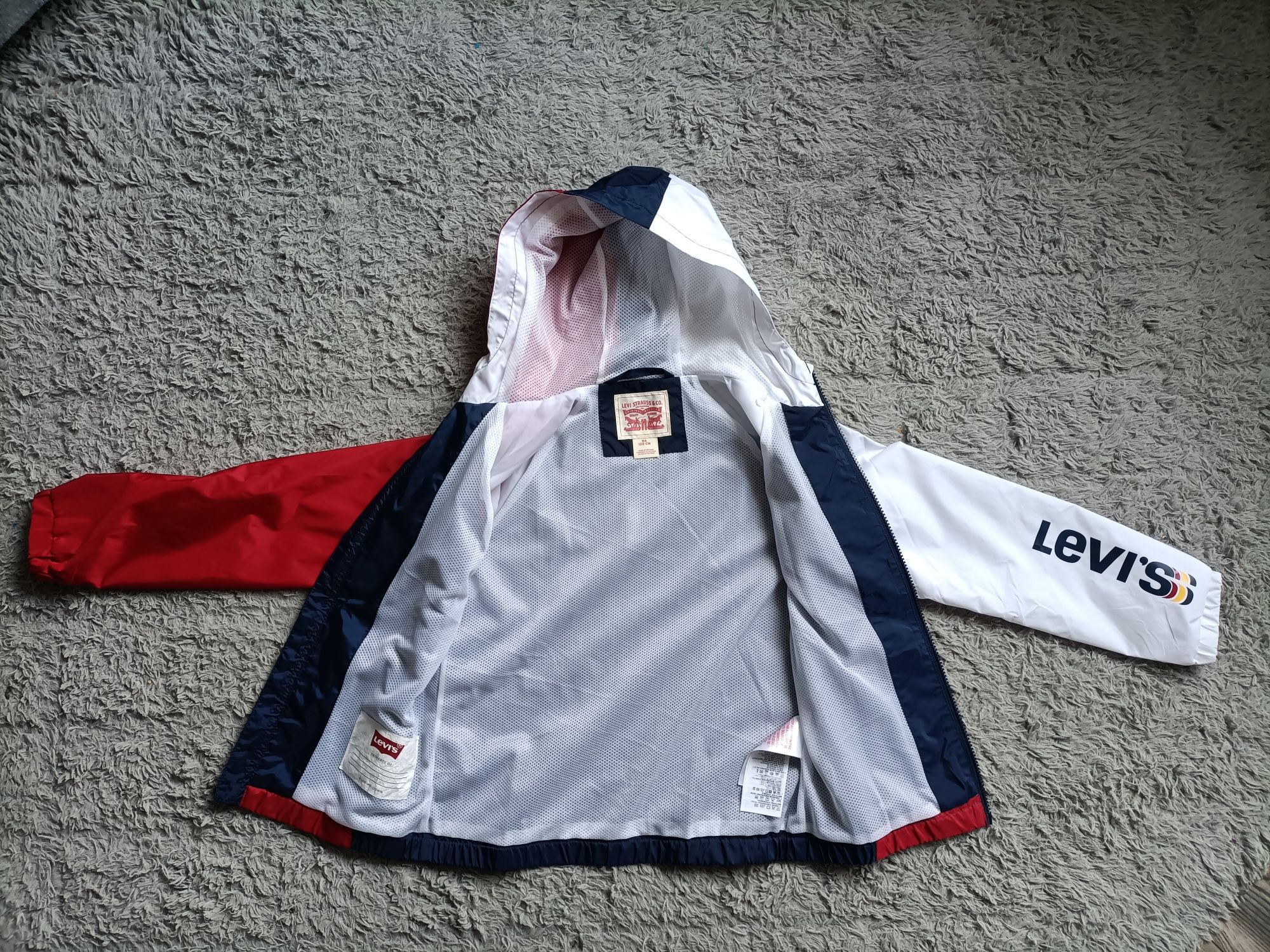 Kurtka chłopięca Levi's r.128