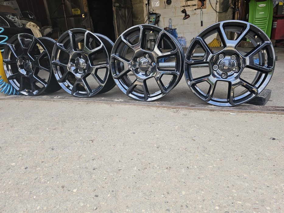 Felgi Aluminiowe Nowe-Demo-Jeep R17 5x110 ET40-7J +Czujniki Ciśnienia