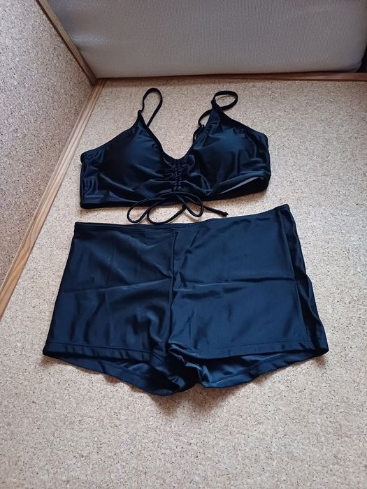 Biquini/tankini. Novo 
Novo.