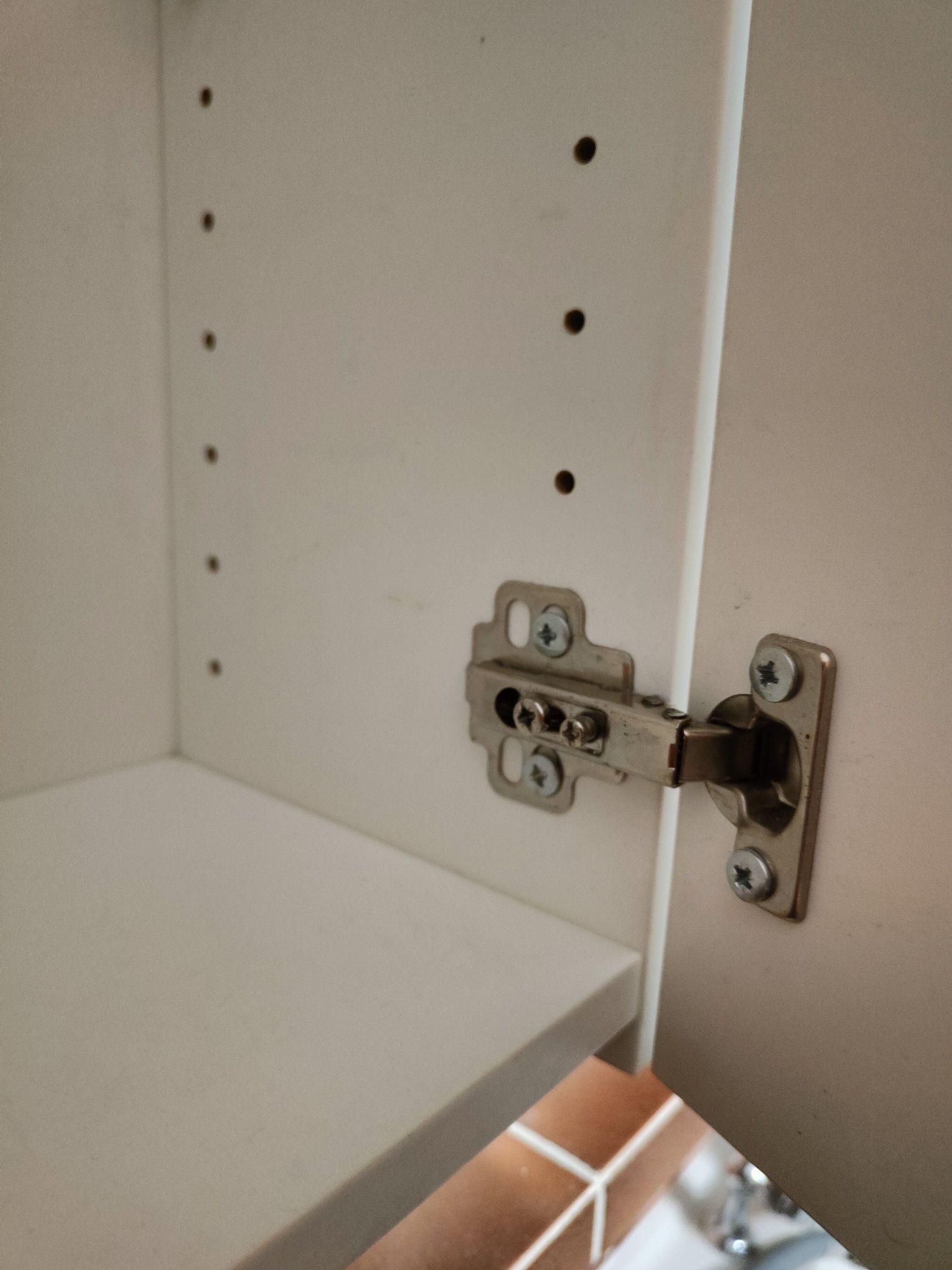 Szafka wisząca  łazienkowa Ikea