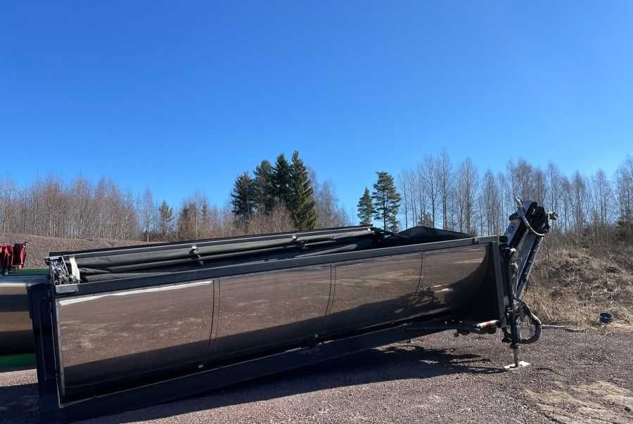 Sprider M25 rozściełacz asfaltu budowa dróg hakowiec termos CMT asfalt