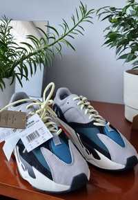 Buty Yeezy Boost 700