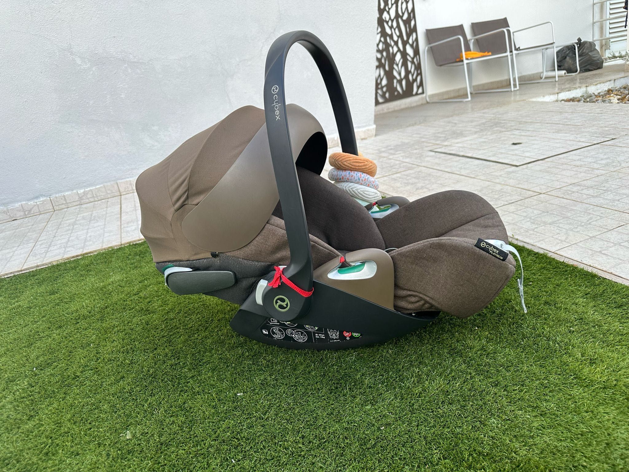 Cybex Cadeira Auto Ovo Cloud Z i-Size Plus Khaki Green + adapatores