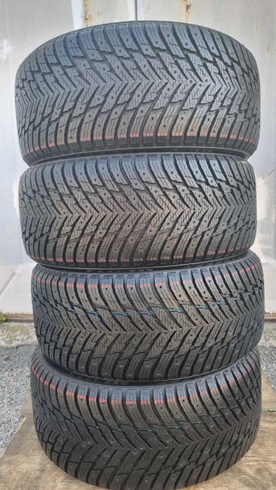 Шини Зимові 235\40R19 96T XL Nokian Hakkapeliitta 10.Made in Finland.