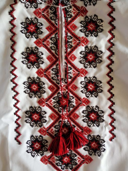 Вишиванка з бісеру чоловіча