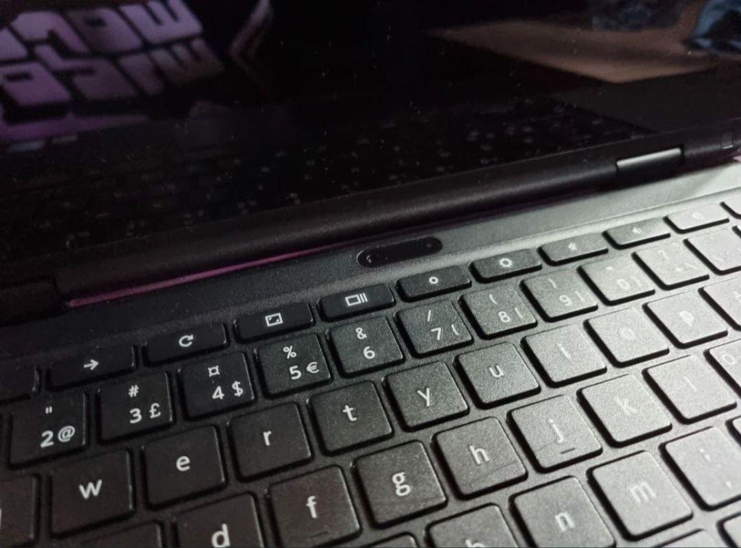 Laptop Lenovo 500e