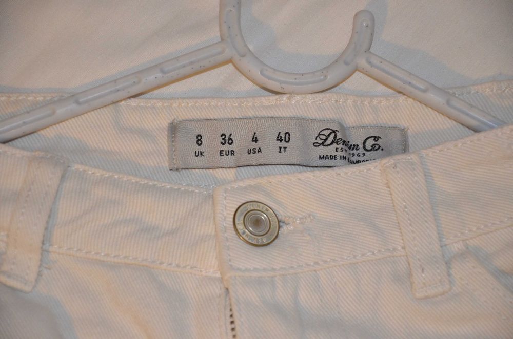 Kremowe szorty dżinsowe Denim&Co r. 36