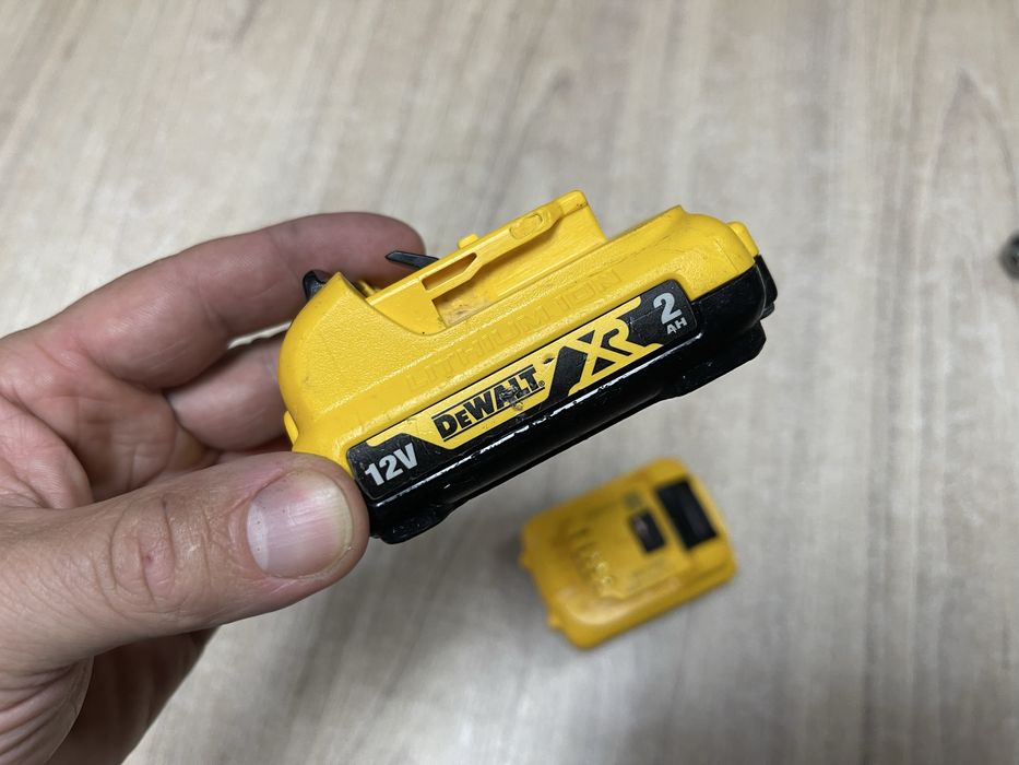 Dewalt XR 2.0-3.0Ah / акумуляторні батареї Девольт 12V