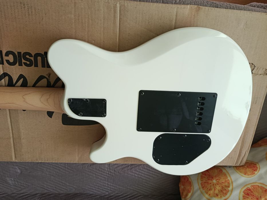 Sterling Music Man axis ax3s