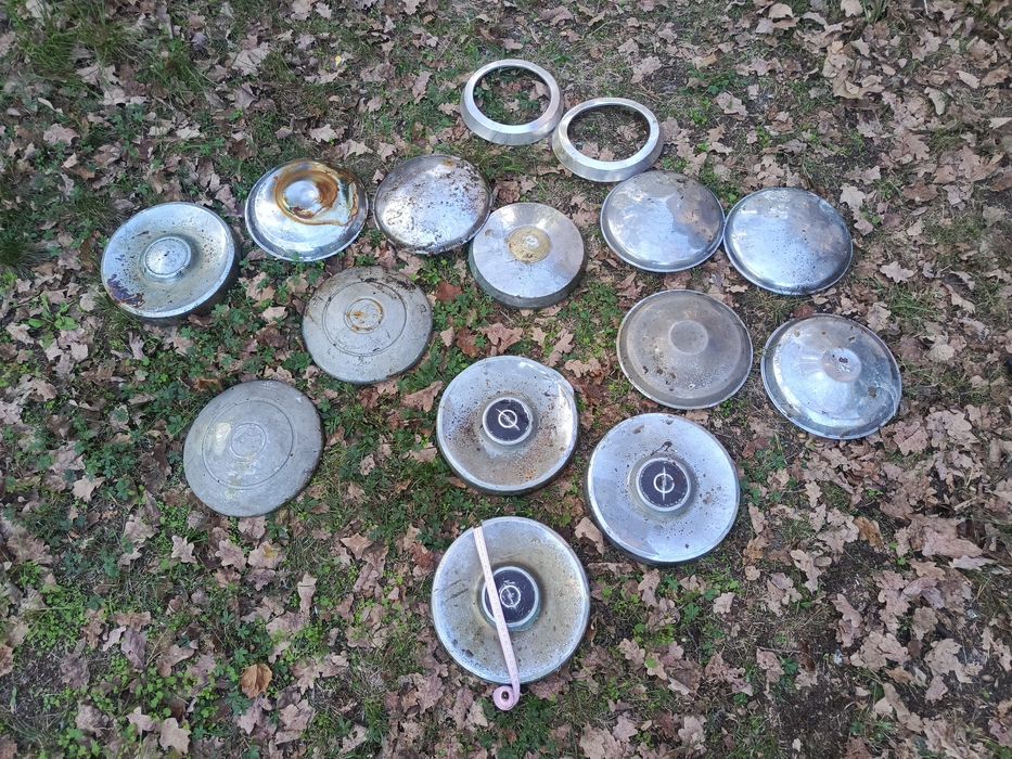 Kołpaki od starych samochodów