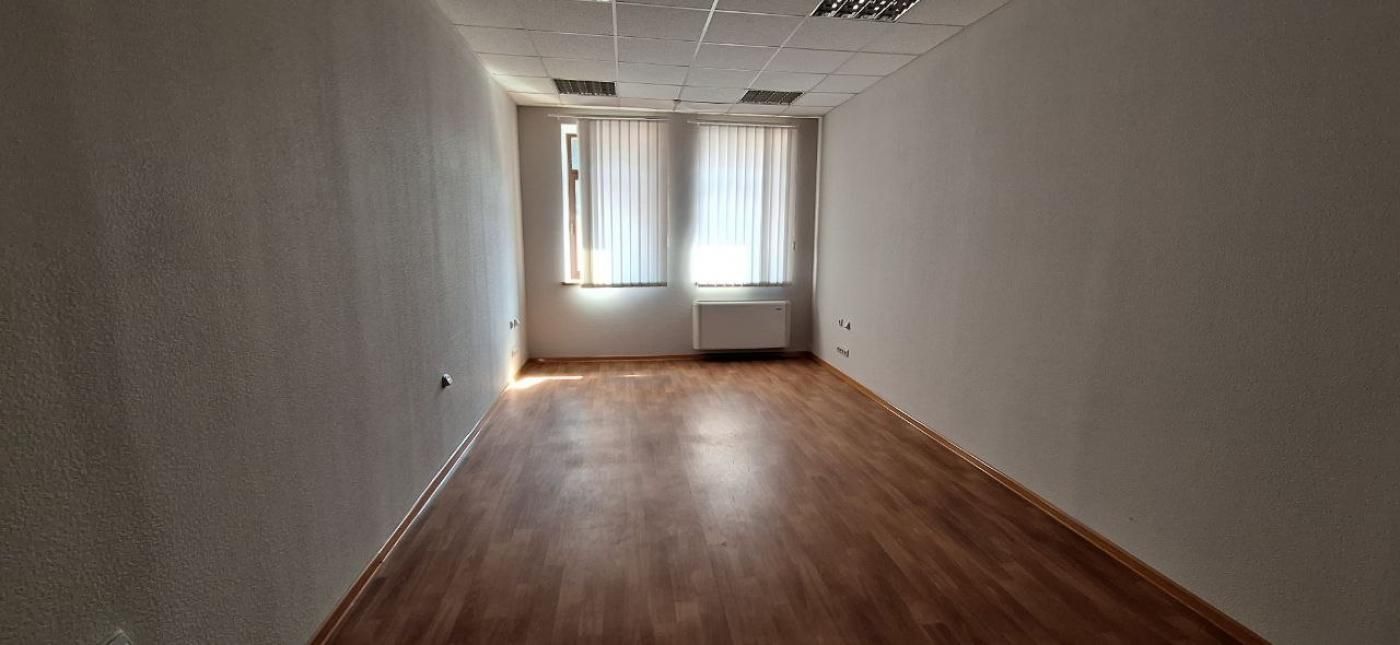 Офіс в офісному центрі перміум класу на пр. Соборному - 118,5 кв.м.