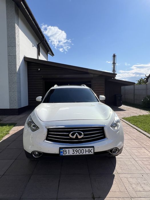 Продам infiniti QX70 офіційна