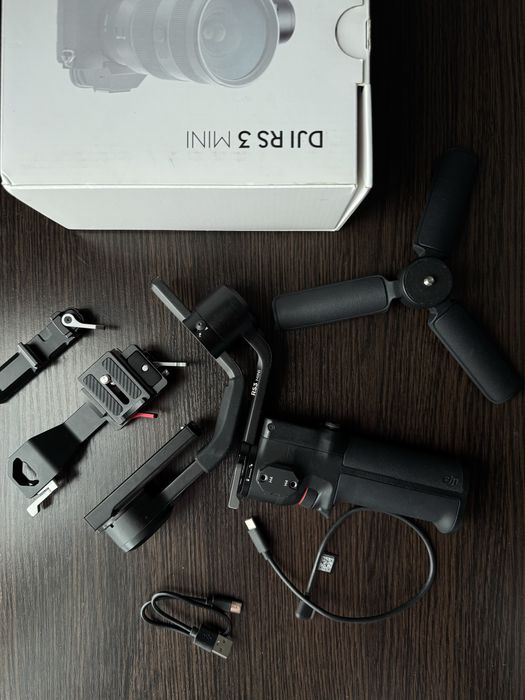 Стабілізатор Dji rs 3 mini