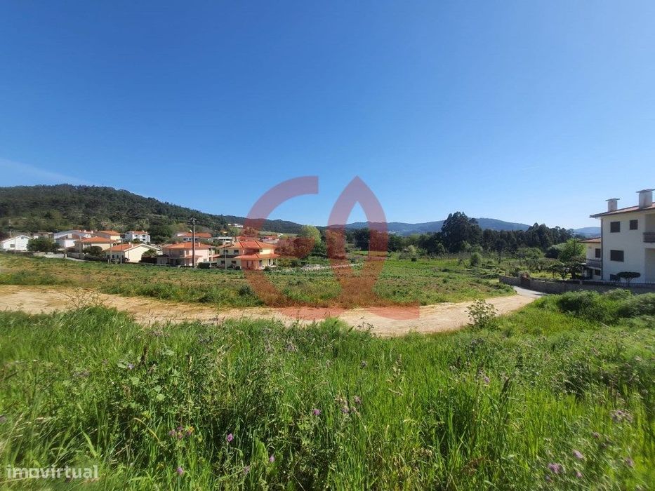 Terreno p/ construção - Vila de Punhe