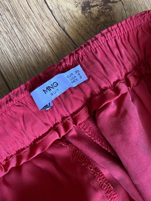 Czerwone malinowe spodnie kobiece