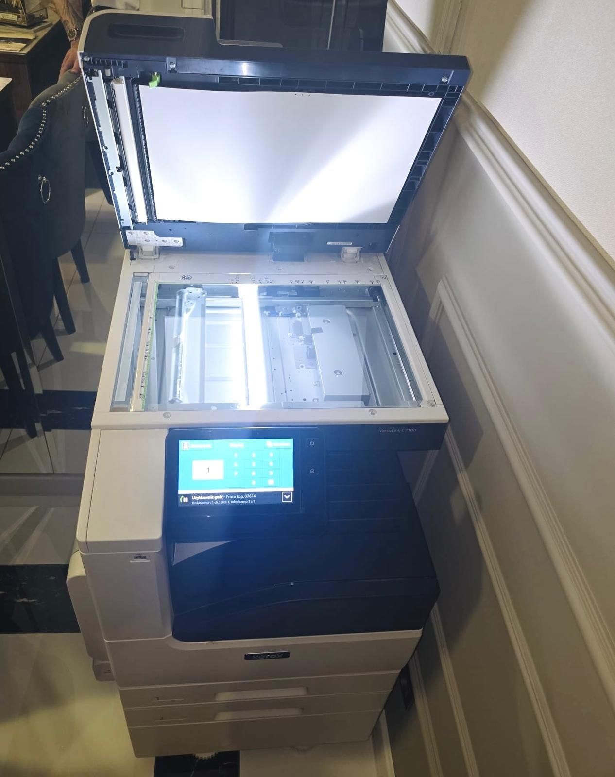 Drukarka wielofunkcyjna Xerox VersaLink C7000