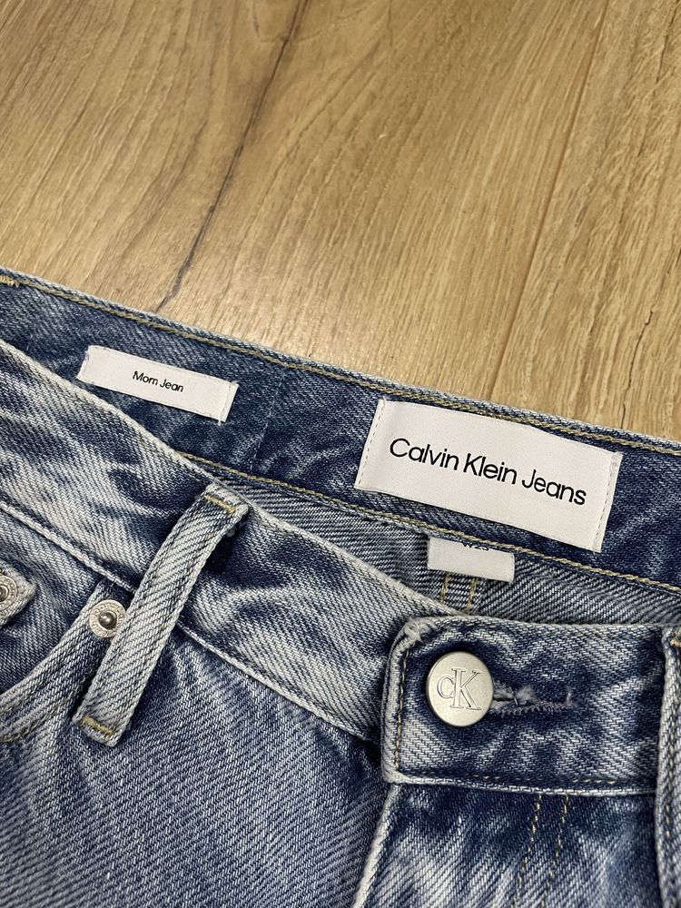 Spodnie Calvin Klein