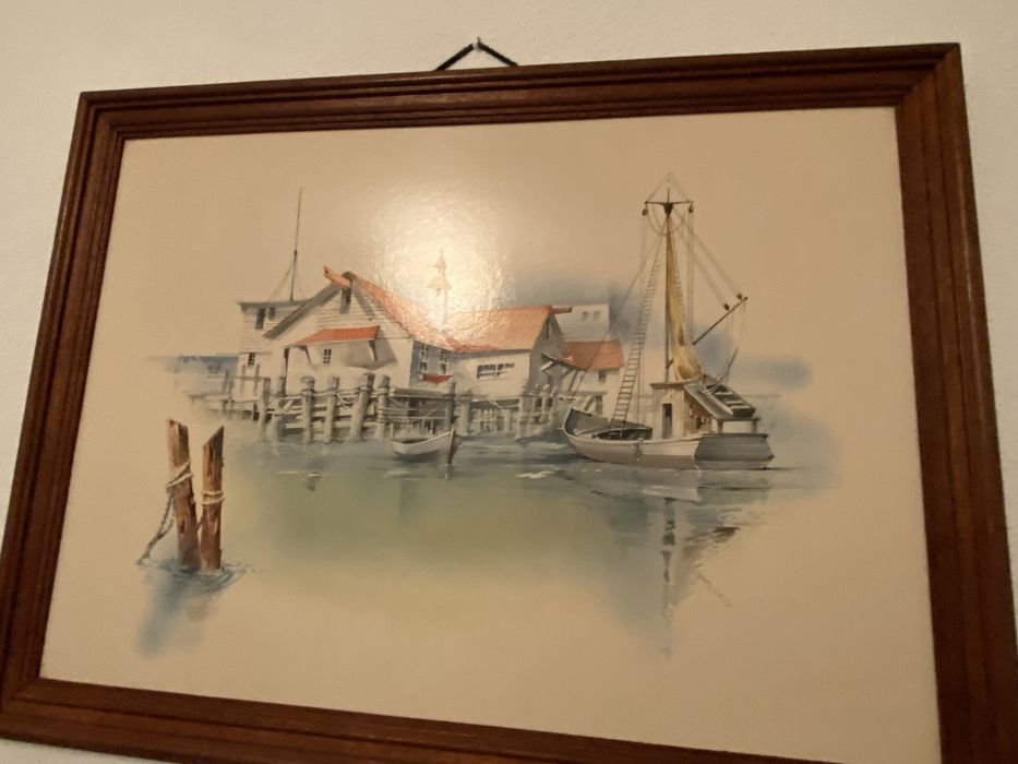 Quadro marítimo com moldura antiga – ideal para sala ou escritório