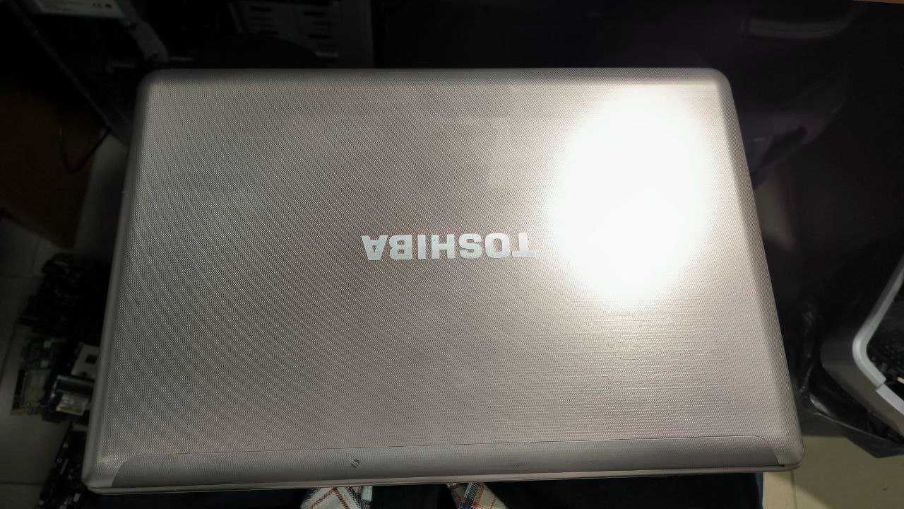 Toshiba P-855 корпус, кришка, дно, корито, топкейс, клавіатура