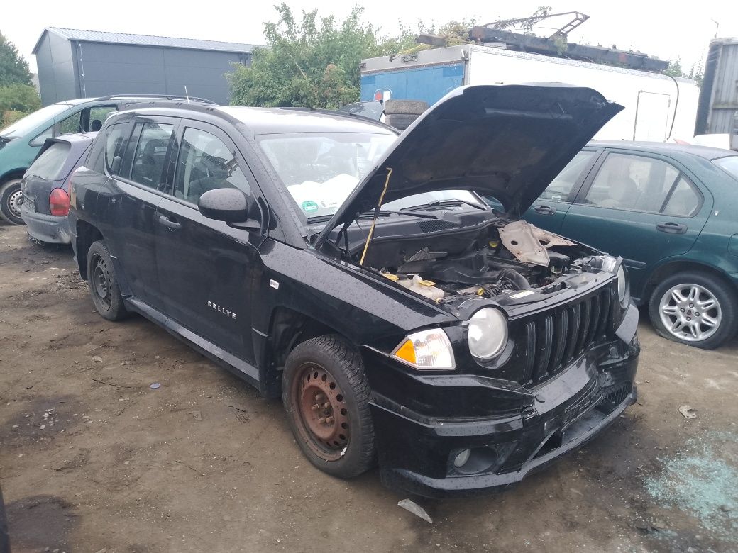 Jeep Compass Drzwi kompletne stan bdb możliwość wysyłki