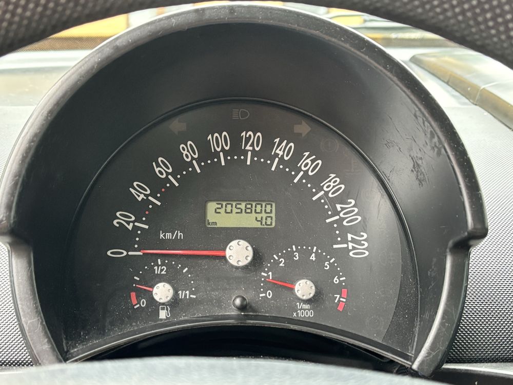 Volkswagen New Beetle 2.0 Benzyna Sprawna Klimatyzacja Zadbany
