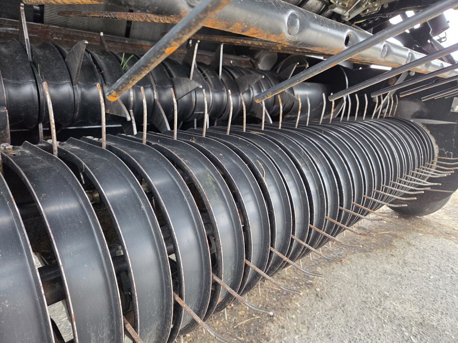 Prasa New holland roll belt 150 r2020