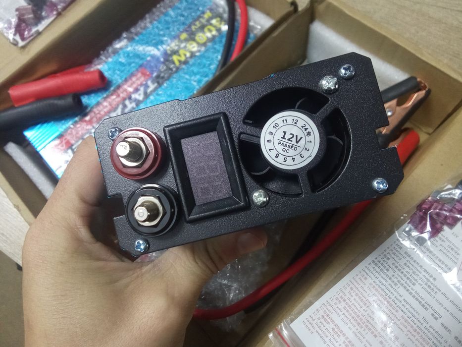 Инвертор чистая синусоида 3000W 12V для котла ноутбука холодильника