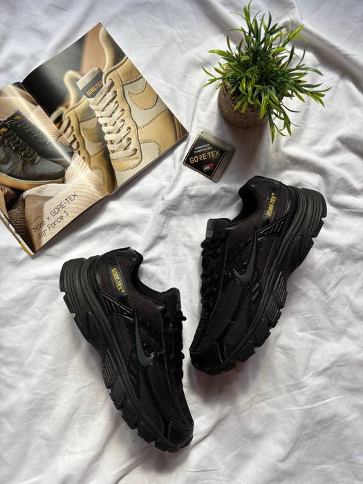 Nike initiator Gore-Tex