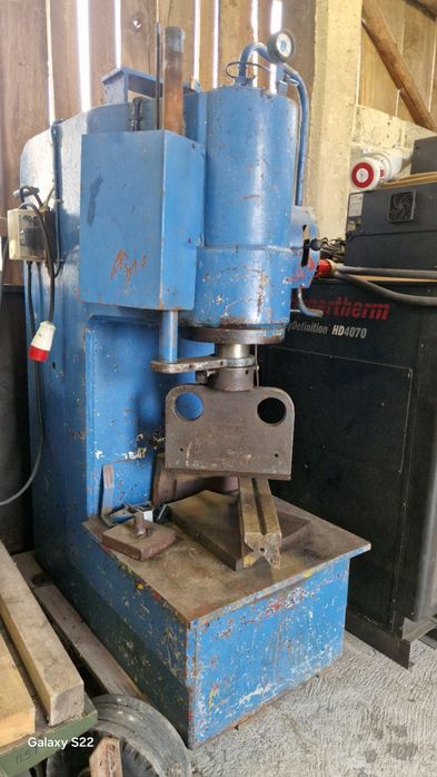 Prasa Hydrauliczna Niemiecka 100 Ton