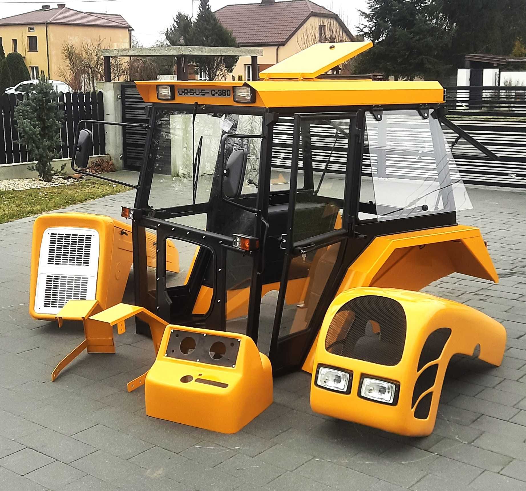 Kabina sadownicza c 360 c 330 mf 255 mf 235 Transport cały kraj