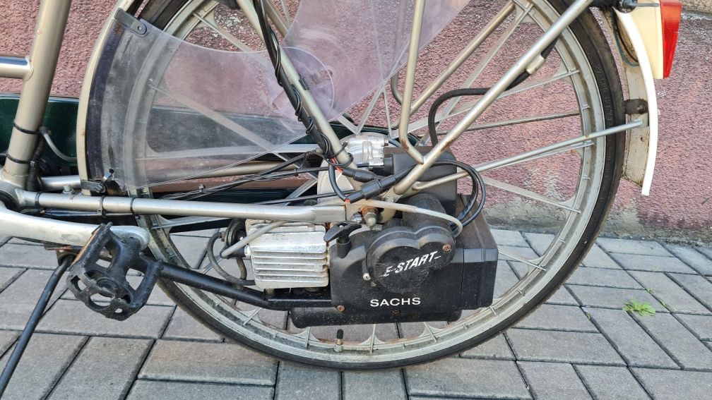 Rower z silnikiem spalinowym sachs A301 saxonette