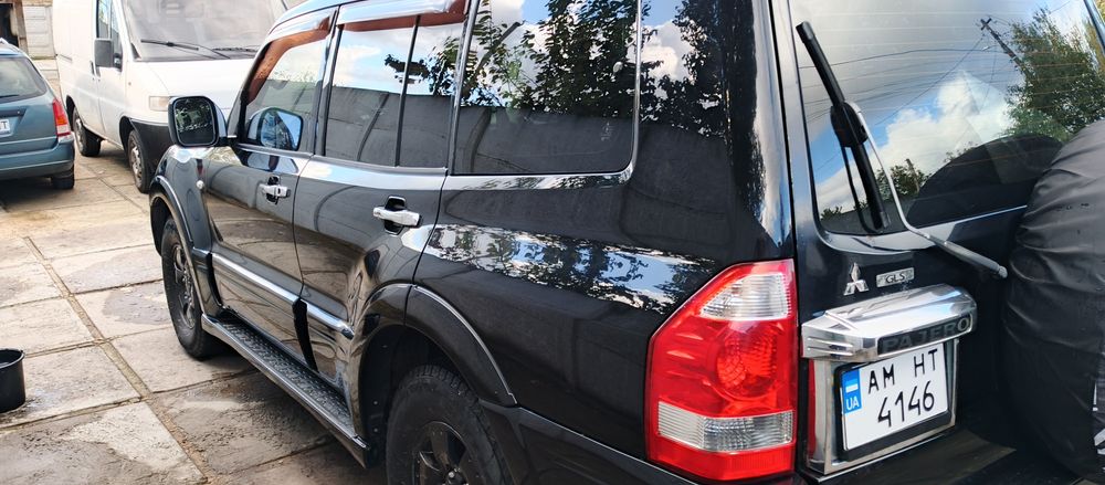 Продам авто Міцубісі паджеро вагон 3