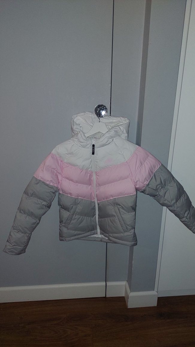 Nowa kurtka zimowa NIKE 137-147 dla dziewczynki biała-różowa-szara