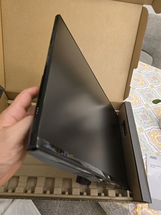 Vendo monitor 24 LG IPS para peças